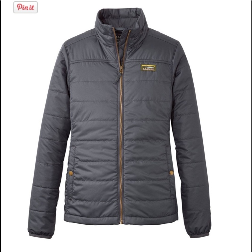 NWOT women’s Medium LL bean mountain jacket.
